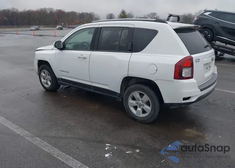 2016 Jeep Compass Latitude из США, поврежденный, VIN 1C4NJCEB5GD655529